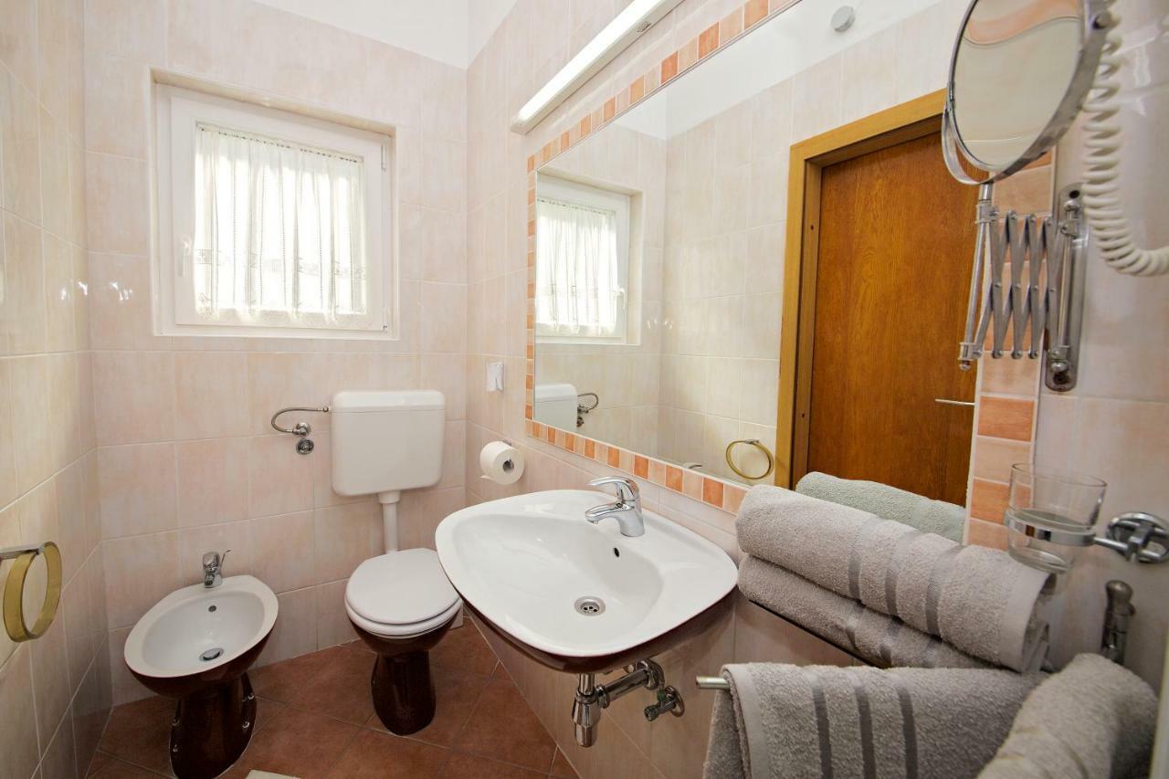Apartamento Melanija 1 Rovinj Exterior foto